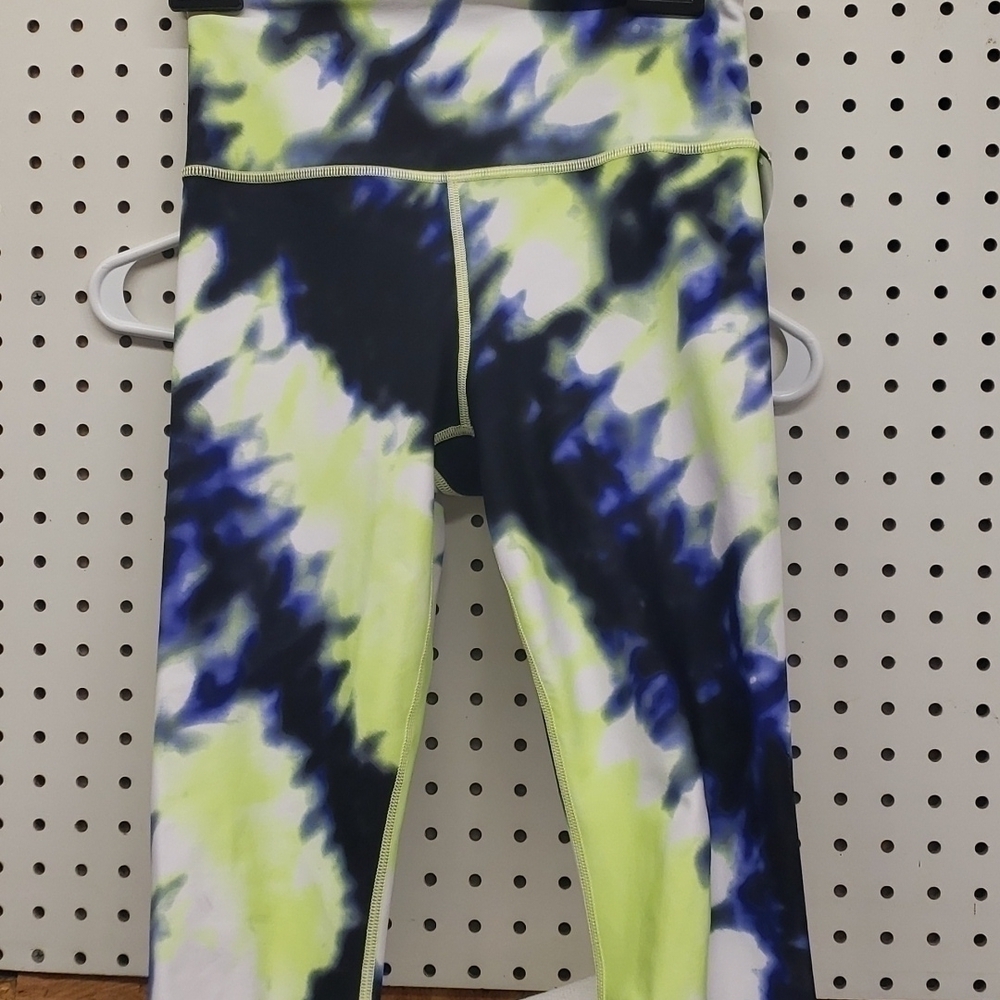 ATHLETA elation tie dye 7/8 leggings size XS